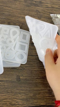 Load image into Gallery viewer, Earring Resin Moulds Kit Set - art materials