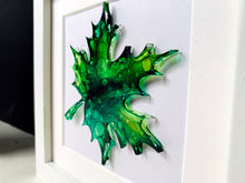 Load image into Gallery viewer, Maple tree leaf