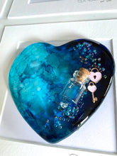 Load image into Gallery viewer, Message heart