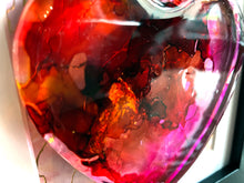 Load image into Gallery viewer, Cracked golden heart
