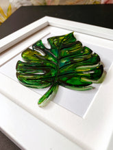 Load image into Gallery viewer, Monstera leaf - single leaf
