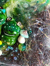 Load image into Gallery viewer, Lucky frogs - Wonderful piece of art
