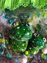Load image into Gallery viewer, Lucky frogs - Wonderful piece of art
