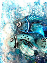 Load image into Gallery viewer, Fish family - Wonderful piece of art
